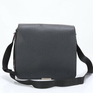 Louis Vuitton Taiga Victor Leather Crossbody Messenger Business